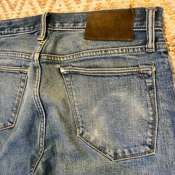 Todd Snyder Japanese Stretch Selvedge Jean in Medium Wash - Picture 6 of 10